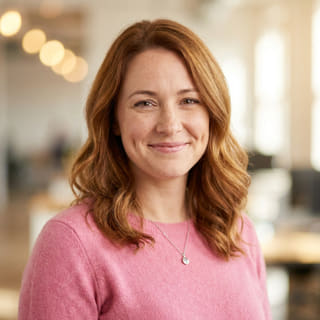 Emily Watson, Head of Customer Support at Keen Vestix